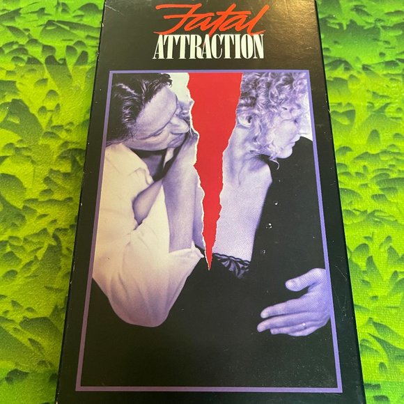 Fatal Attraction VHS - Picture 1 of 1